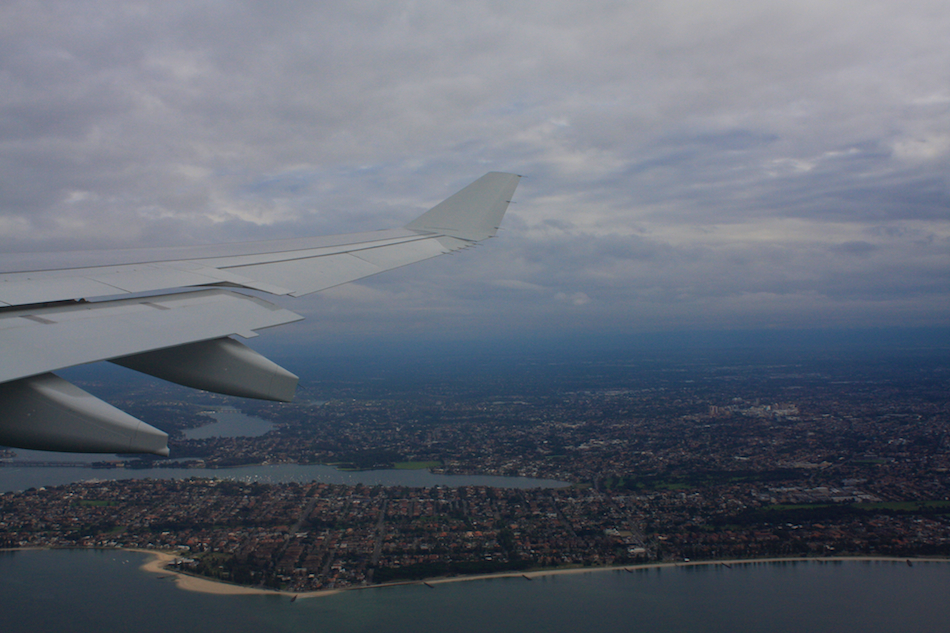 Wing over Sydney [ EF 28mm 1.8 ]
