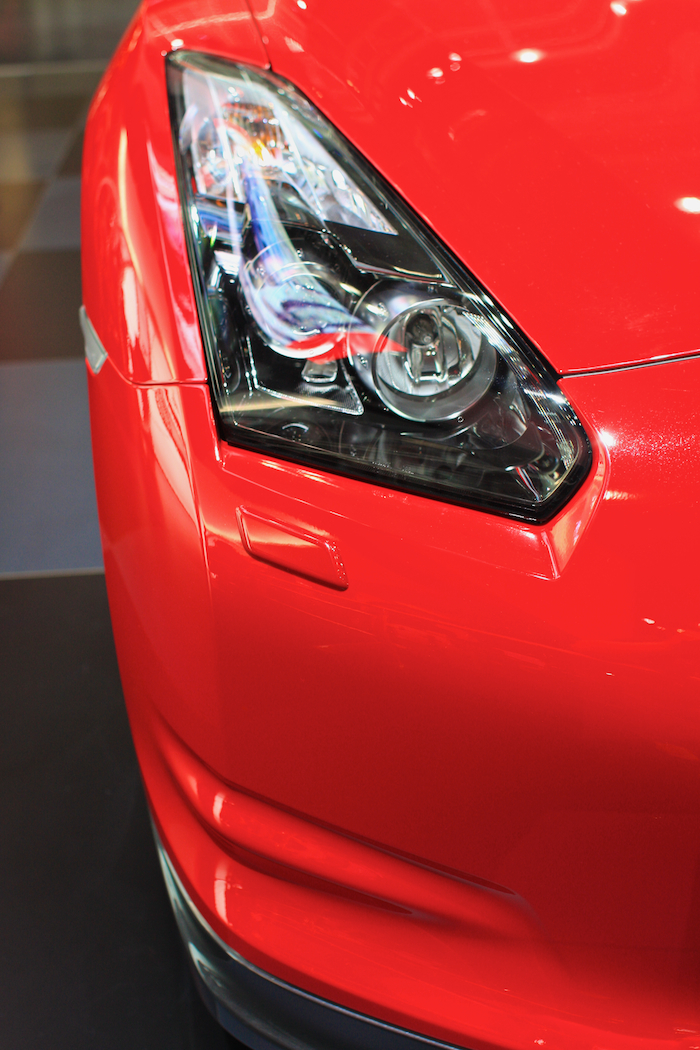 Nissan GTR - Headlight [ EF 28mm 1.8 ]