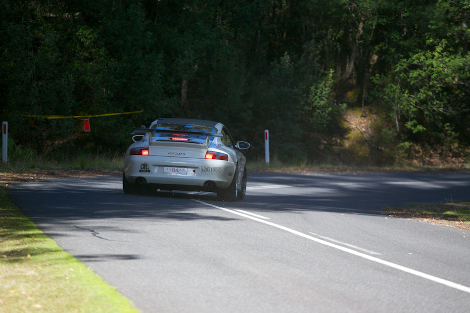 2003 Porsche 911 GT3 RS [ EF 70-200mm 1:4 L ]