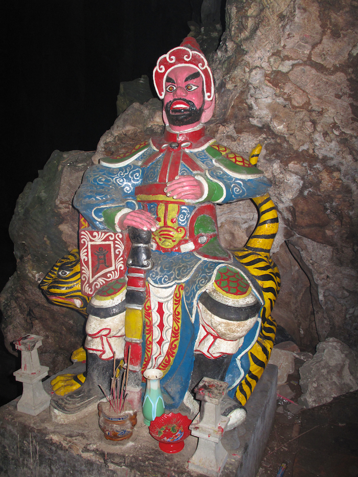 Huyen Khong Cave Guard II